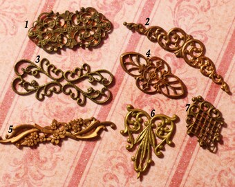 1 Vintage Brass Stamping Embellishment