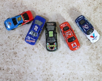 1 Vintage 1996 Miniature Racing Champion Die Cast Car