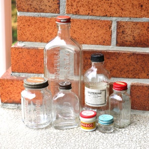 1 Antique/Vintage Medicine Bottle