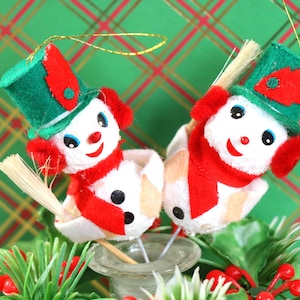 1 Vintage Styrofoam and Felt Snowman Pick