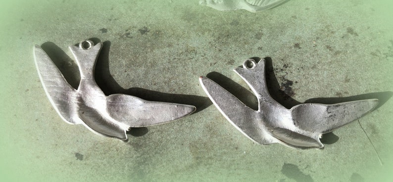 1 Vintage Large Silver Flying Bird Stamping Charm