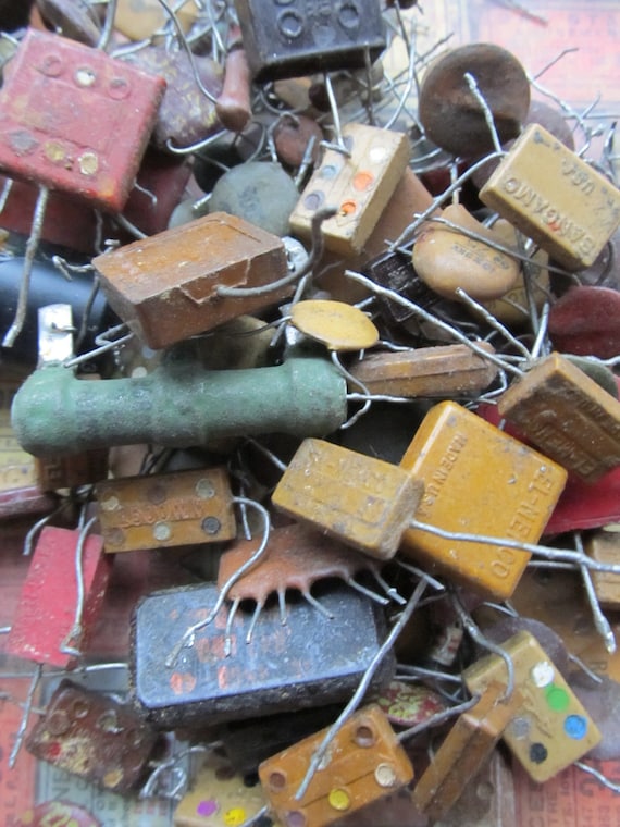 5 Vintage Capacitors and Resistors