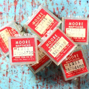 1 Vintage Empty Moore Map Pin Case