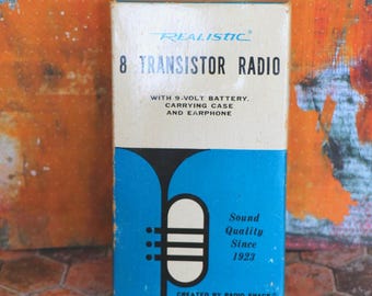 Vintage Radio Shack 8 Transistor Radio with Leather Case