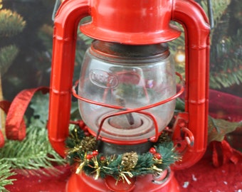 Vintage Dietz Lantern No. 50 Decorated for the Holidays - Etsy