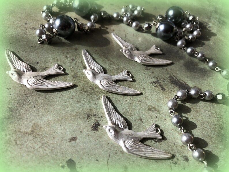 1 Vintage Large Silver Flying Bird Stamping Charm