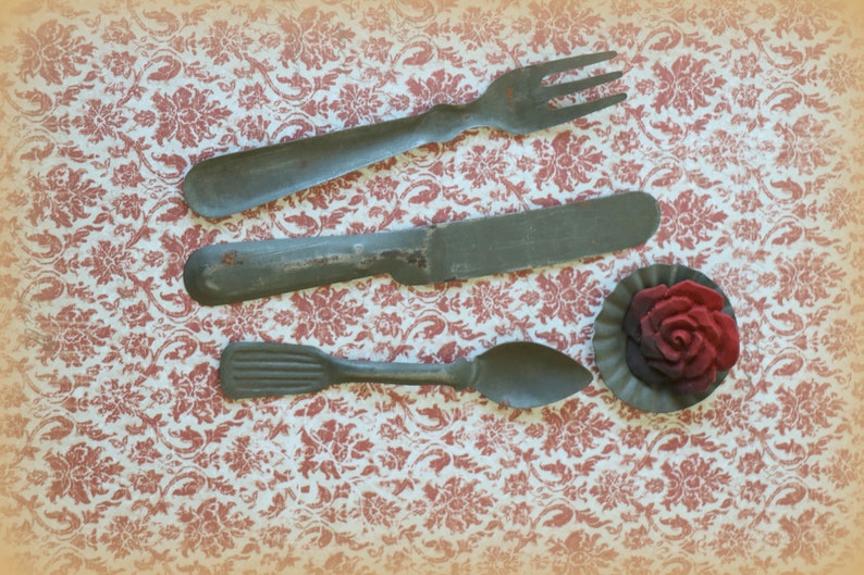 Vintage Set of Tin Toy Utensils plus Fluted Plate