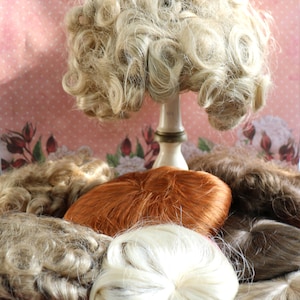 1 Vintage Puppen Perücke