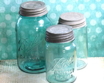 1 Vintage Small Mason Jar with Zinc Lid