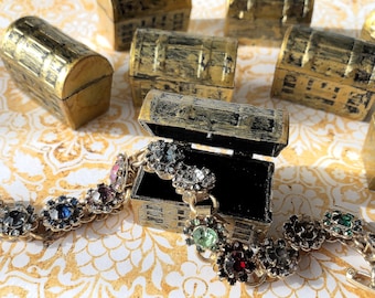 1 Tiny Gold Treasure Chest Box