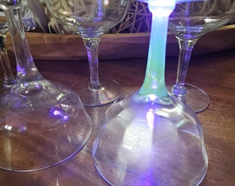 Vtg Glasses Iridescent Wine Glasses Set of 5. They Glow