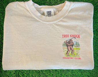 Funny Bigfoot Golf T-Shirt: Sasquatch Golfer Tee - Comfort Colors