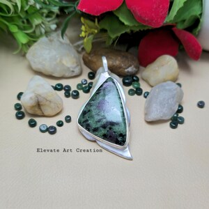 Naturlig Rubin Zoisit Hänge 925 Sterling Silver Pläterade Smycken Rubin Halsband, Födelsedagspresent Mamma
