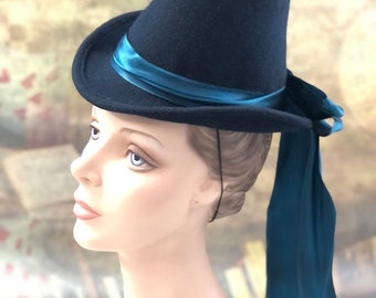 Antium hat, Renaissance Riding Hat