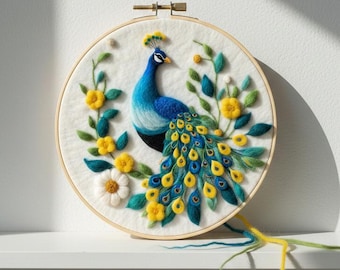 Peacock Needle Felting Kit for Beginners | Animal Wool Painting DIY Craft