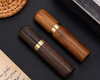 Nadeldose aus Holz - Aufbewahrungsröhrchen für die Handstickereinadel