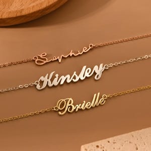 Anpassat namnband, fotlänk med initialer, anpassat namnarmband/fotlänk, vattentätt fotlänk i sterlingsilver, brudtärnepresent, julklapp till henne