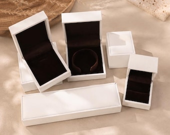 Personalized Velvet Jewelry Box, Personalized Bridesmaid Jewelry Travel Box, Velvet Ring Box, Bracelet Case, Long Chain/Necklace Storage