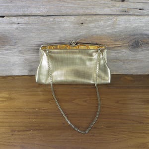Bolso de hombro vintage dorado con cadena larga dorada, accesorio de moda retro, bolsos de los años 80