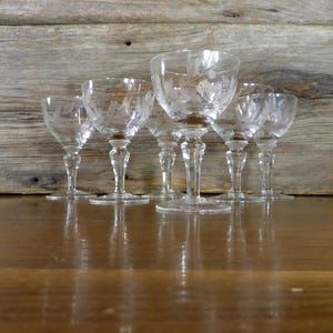 Mid Century Cordial Glasses 4 Ounce, 6 Etched Cocktail Glasses Vintage Barware Stemmed Bar Glasses