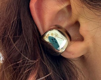 Bib bubble ear cuff