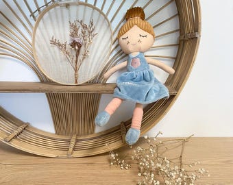Personlig gosedjur, mjukisdocka med ros, present till flicka, personligt gosedjur, babyshowerpresent, födelsepresent