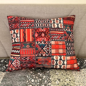 Funda de almohada con estampado de patchwork rojo y naranja, cojín decorativo étnico colorido para sofá y cama. imagen 1