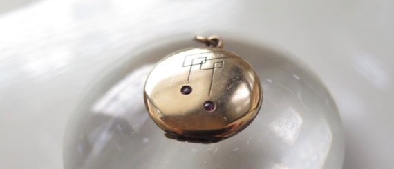 Art Deco Photo Locket Gold Fill Garnets Strong Des