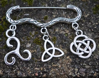Celtic Brooch with Triskelion, Triquetra and Celtic Knot Charms – Silver Safety Pin Brooch – Pagan Jewelry – Irish Gift