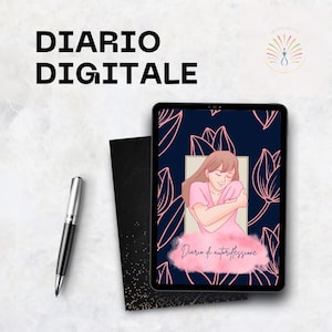 Può includere: Un tablet con la scritta "DIARIO DIGITALE" mostra un diario digitale. Lo schermo mostra l'illustrazione di una persona che si abbraccia, con la scritta "Diario di autoriflessione". Accanto, una penna e un taccuino.