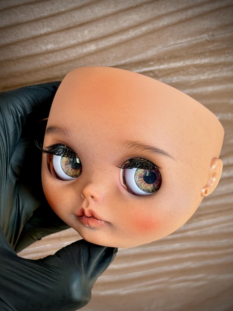 LaLha DOLL – OOAK Art Doll | Hand-Painted Custom Blythe with Unique Faceplate & Eyechips image 13