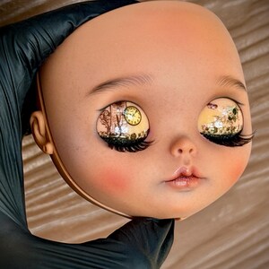 LaLha DOLL – OOAK Art Doll | Hand-Painted Custom Blythe with Unique Faceplate & Eyechips image 4
