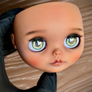LaLha DOLL – OOAK Art Doll | Hand-Painted Custom Blythe with Unique Faceplate & Eyechips image 16