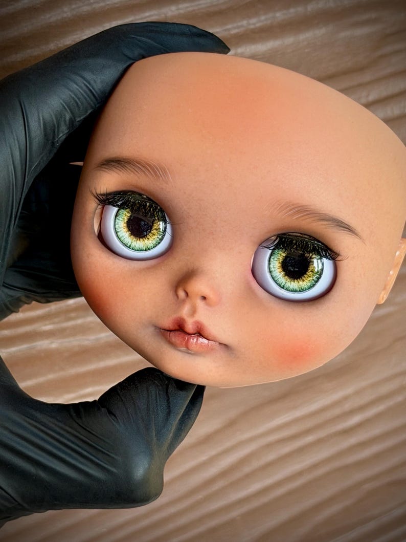 LaLha DOLL – OOAK Art Doll | Hand-Painted Custom Blythe with Unique Faceplate & Eyechips image 9