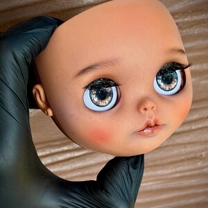 LaLha DOLL – OOAK Art Doll | Hand-Painted Custom Blythe with Unique Faceplate & Eyechips image 12