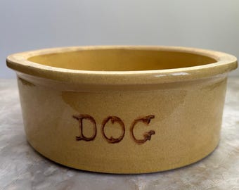 Comedero para perros de cerámica Robinson Ransbottom, 26 cm de ancho x 9,8 cm de profundidad, Roseville, Ohio