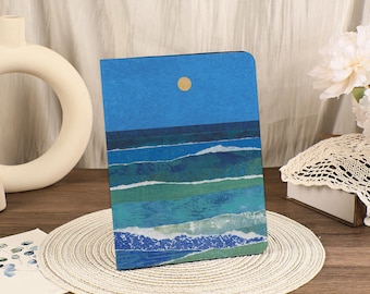 Retro Moon Seaside iPad Case iPad Cover with Pencil Holder For iPad 10/9 iPad Air 6/7 9.7"11"13" Pro 9.7"11"12.9" Mini 6/7 2025 iPad 11 A16