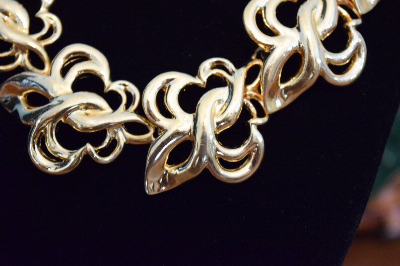 Gold Tone Large Link Choker Necklace Free Shipping