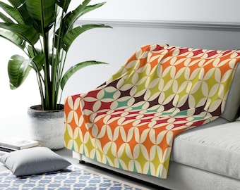 Retro Geometric Sherpa Blanket, Mid Century Modern Throw Blanket, Vintage 70s Pattern Cozy Fleece Blanket, Colorful Boho Home Decor