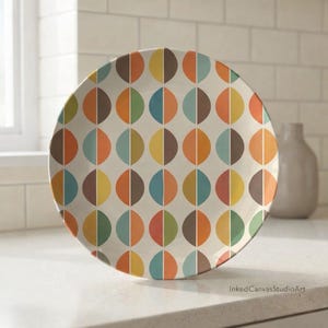 Juego de platos modernos de mediados de siglo, platos geométricos retro de los años 60, vajilla con bloques de color verde azulado, mostaza y naranja, decoración moderna para comedor y cocina.