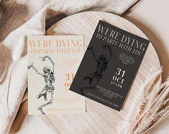 Puede incluir: Dos invitaciones rectangulares para una fiesta de Halloween con una ilustración de un esqueleto negro. Una tarjeta es de color crema con texto naranja, la otra es negra con texto blanco. Ambas dicen: WERE DYING TO PARTY WITH YOU, JOIN US FOR A SPOOKTACULAR HALLOWEEN PARTY, 31 OCT AT 5 PM.