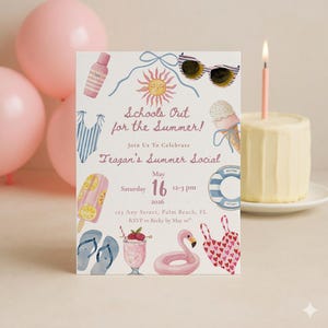 Könnte beinhalten: Eine Aquarell-Einladungskarte mit sommerlichen Illustrationen, darunter Sonnenbrillen, eine Sonne und ein Eis. Der Text lautet "Schools Out for the Summer!" und Details für eine gesellschaftliche Veranstaltung am 16. Mai 2026.