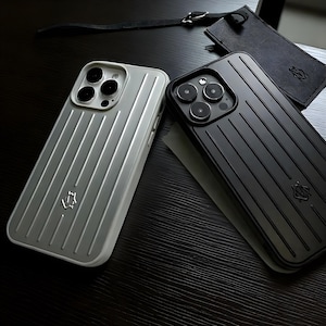 RIMOWA iPhone 14 Pro Max スマホケース 黒 Rimowa iPhone 14 Pro Max Cover Matte Black - SS23 - US