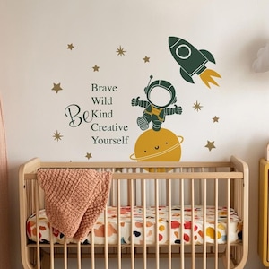 Be Brave Wall Decal, Outer Space Wall Sticker, Astronaut Wall Decal, Kids Room Decal, Baby Nursery Wall Decal, Wall Decor