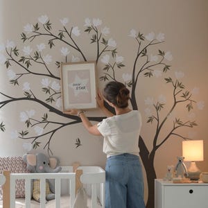 Abnehmbarer Magnolienbaum-Wandaufkleber: Kinderzimmer-Dekor