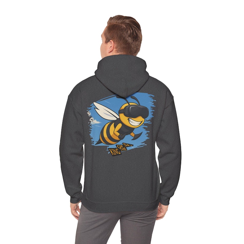 Sudadera con capucha unisex divertida de piloto de dron FPV, regalo de carreras de drones, sudadera con capucha de cuadricóptero, sudadera para amantes de los drones, entusiasta de los drones. imagen 7
