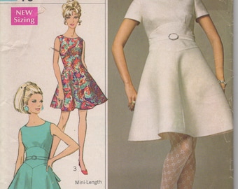 Bust 32 1/2-1968 Misses' Dress Designer Fashion Simplicity 7574 Size 10