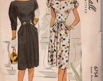Bust 29-1947 Junior Dress McCall 6754 Size 11