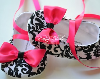 Damask Baby Shoes Black & White Soft Ballerina Slippers Baby Booties with Hot Pink Bow and Ribbon Tie