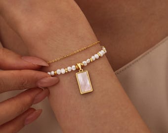 Handmade 18k Gold Plated Freshwater Pearl Bracelet,Mother of Pearl Heart Charm